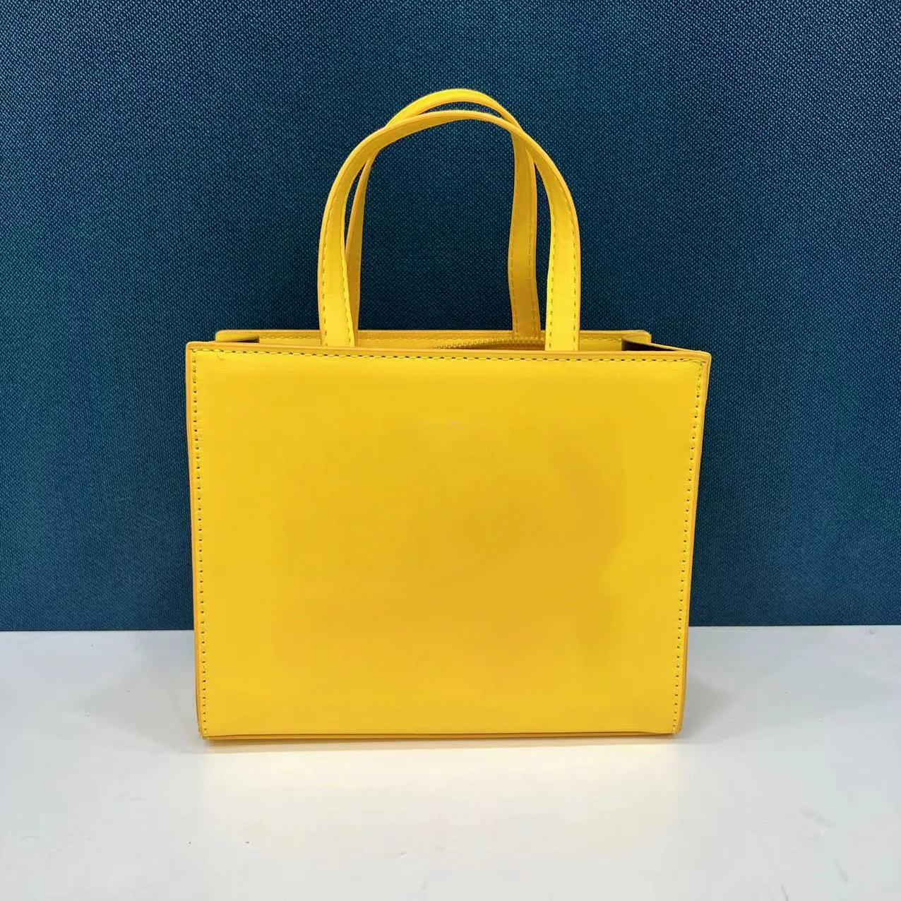 Ha224707ce2a0481892ee3e2919f3448cO.webp European and American Trendy Women's Tote Bag Custom logo Outdoor Shopping Working PU Handbag - Yellow, customization - Image 1